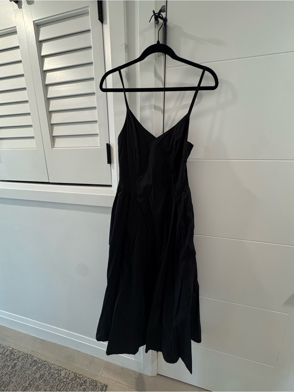 Aritzia Black Technique Poplin Dress - Picture 2 of 5